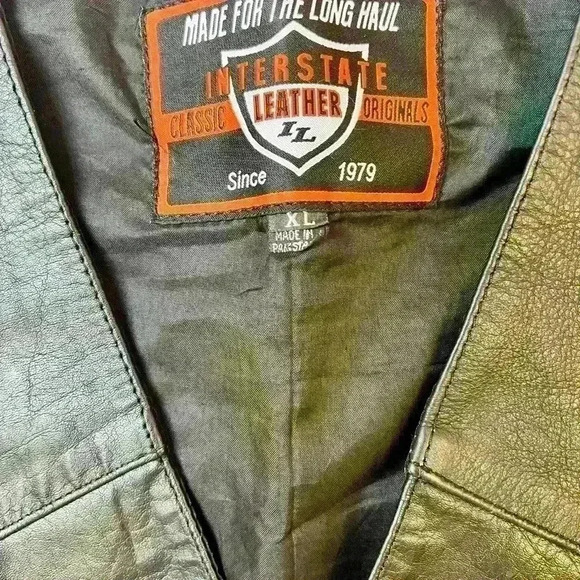 Interstate Leather Motorcycle Snap Button Vest - Picture 4 of 7